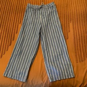 American Eagle wide leg cropped pants